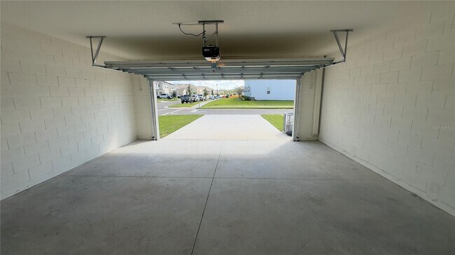 Building Photo - 5601 Brosnan Rd
