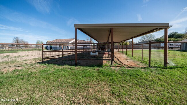 Building Photo - 15310 E Vía Del Palo