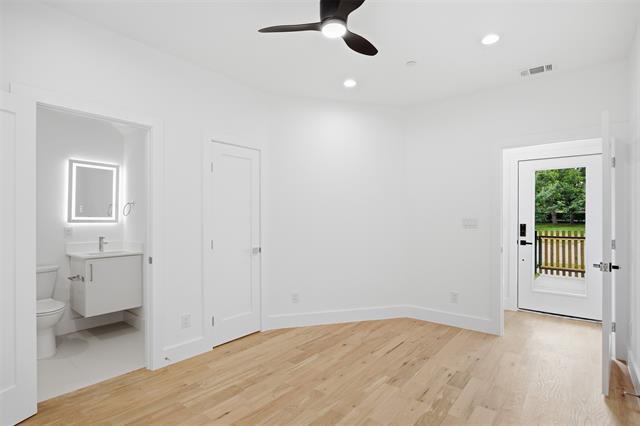 Building Photo - 4605 Belmont Ave
