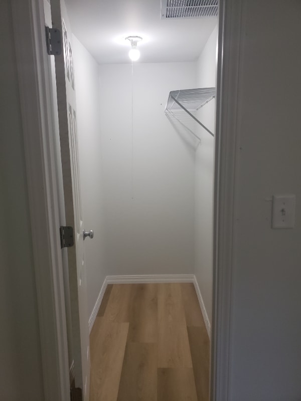 Building Photo - 3707 Blackstone Ave