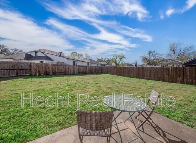 Building Photo - 16501 Spotted Eagle Dr