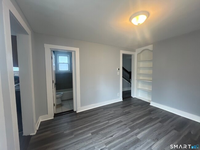 Building Photo - 149 Winchester Ave