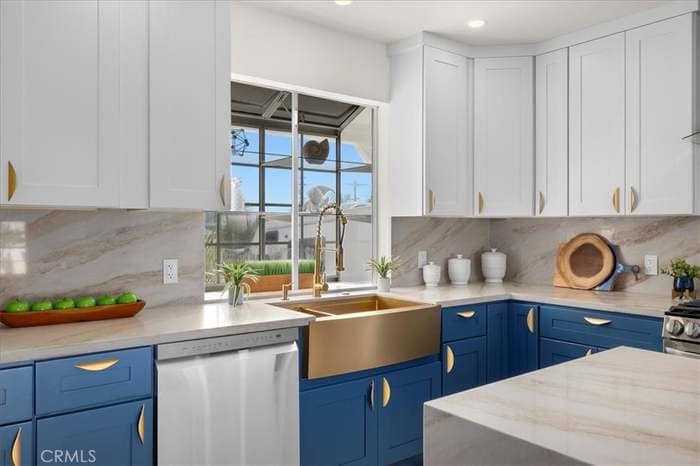 Building Photo - 1103 Eriel Ave