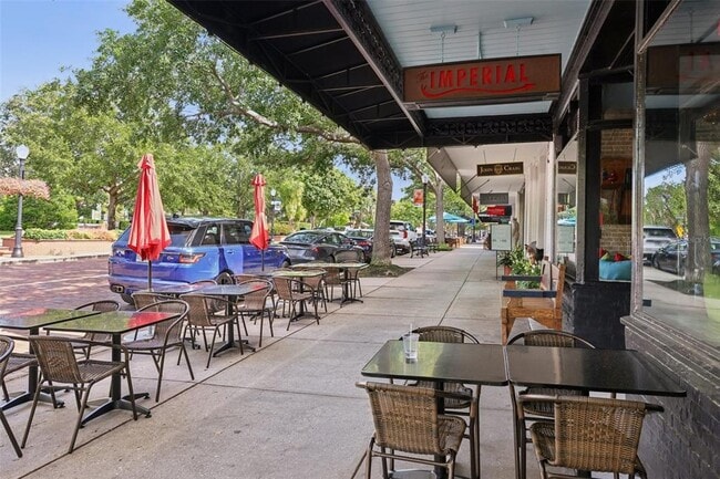 Building Photo - 730 W Swoope Ave