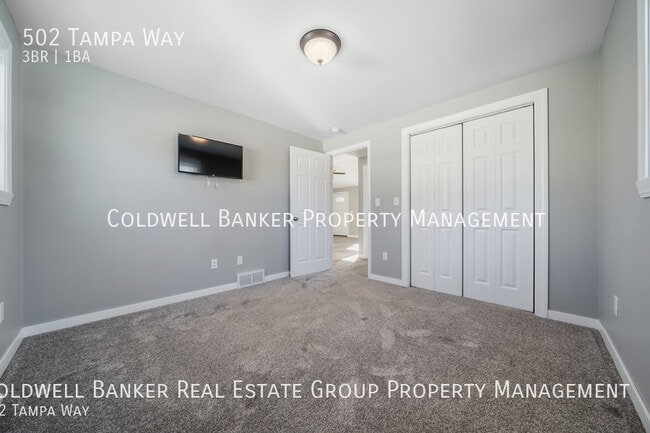 Building Photo - 502 Tampa Way