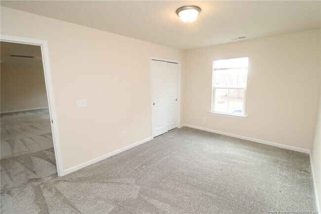 Building Photo - 123 Glen Clova Dr