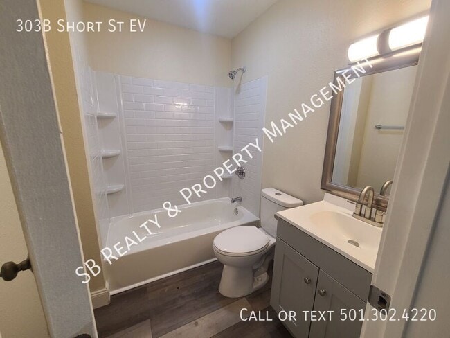 Building Photo - 303B Short St EV-