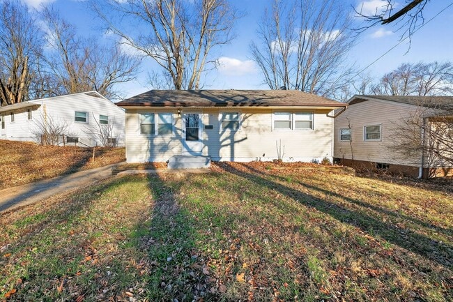 Building Photo - Now Available – Section 8 Welcome
