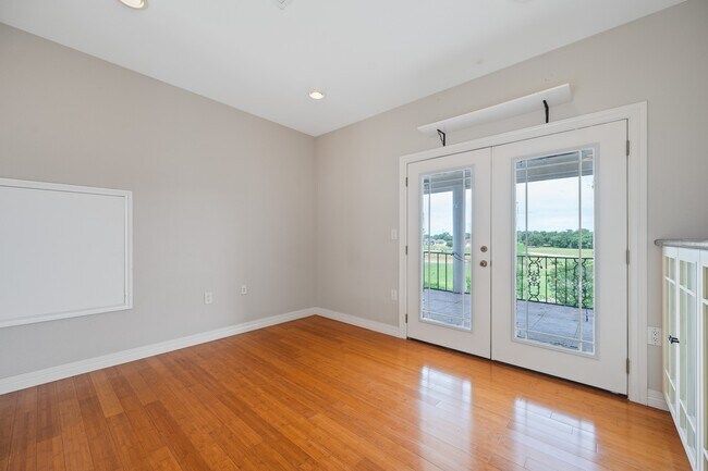 Building Photo - 13819 Lakeview Meadow Dr