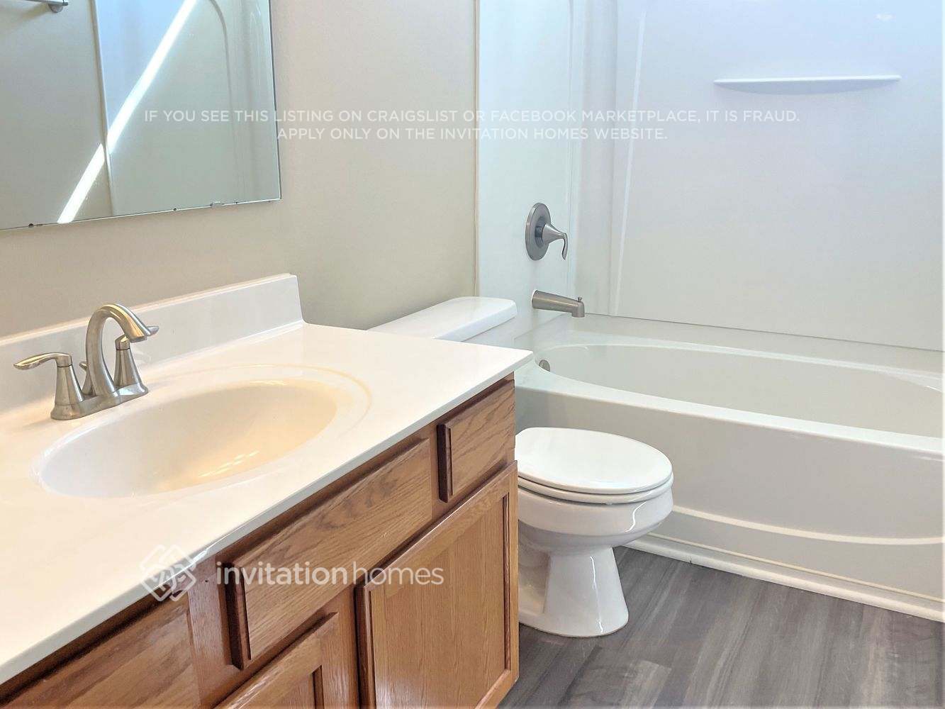 Building Photo - 849 Hedgepath Terrace