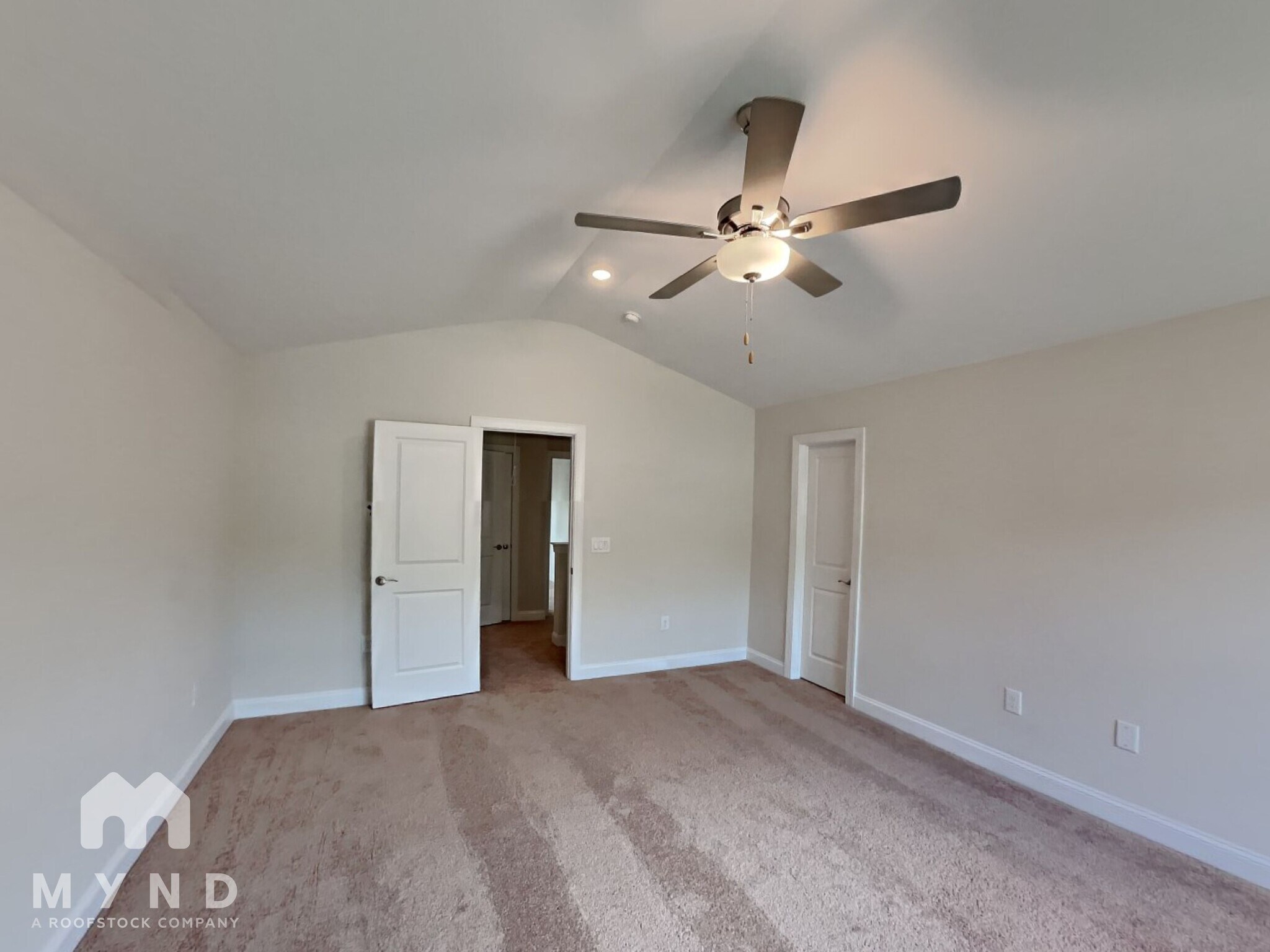 Building Photo - 158 Brixham Lp