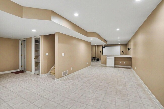 Building Photo - 3382 Hampstead Ct