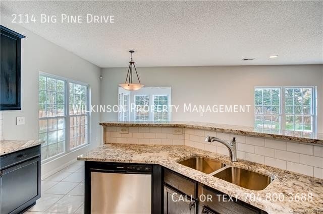 Building Photo - 2114 Big Pine Dr