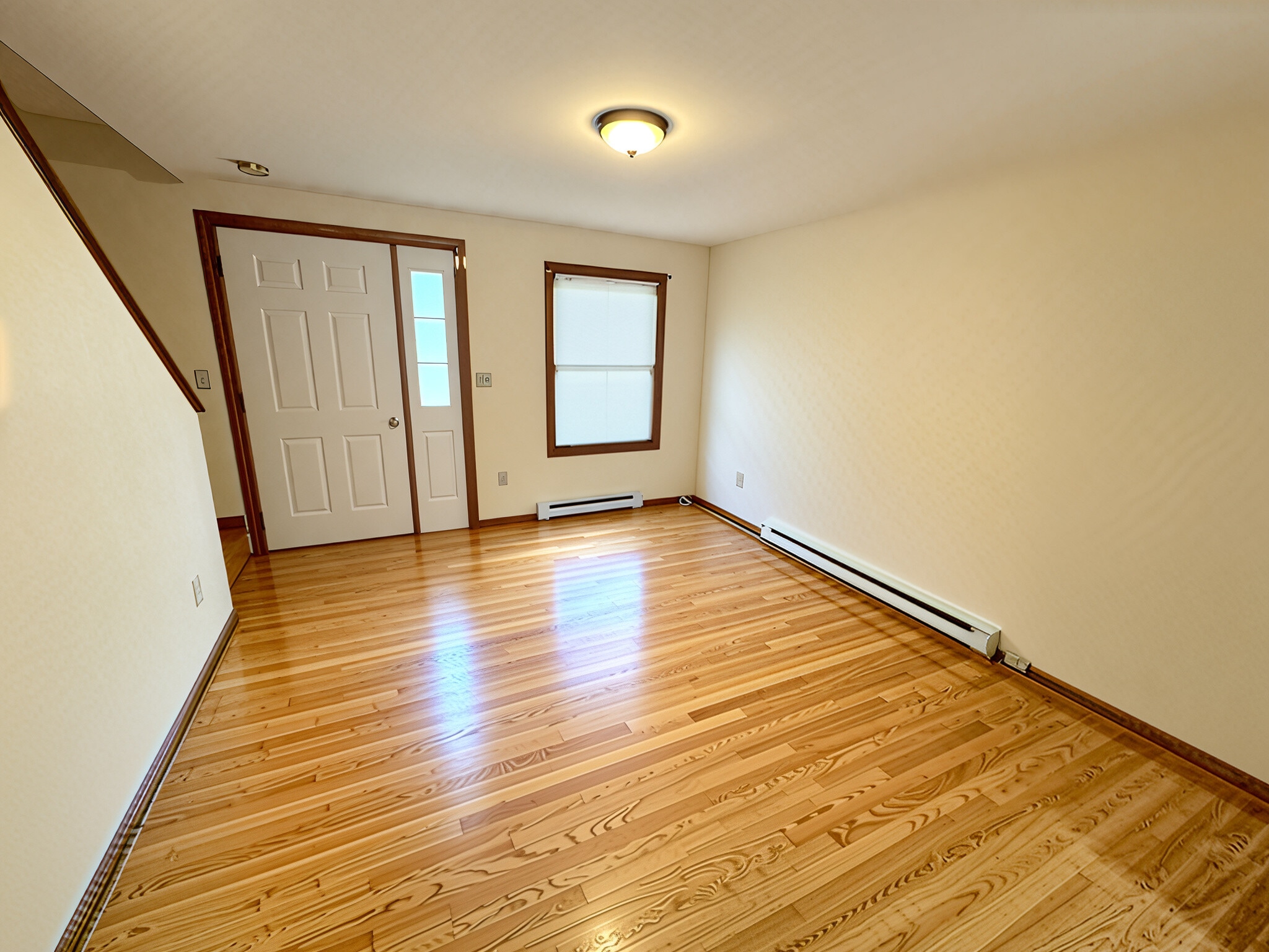 Building Photo - 10 Waverly Pl