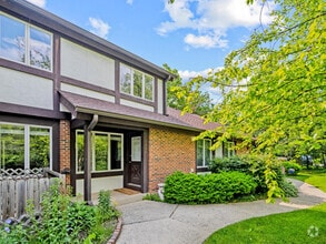 Building Photo - 1068 Shermer Rd
