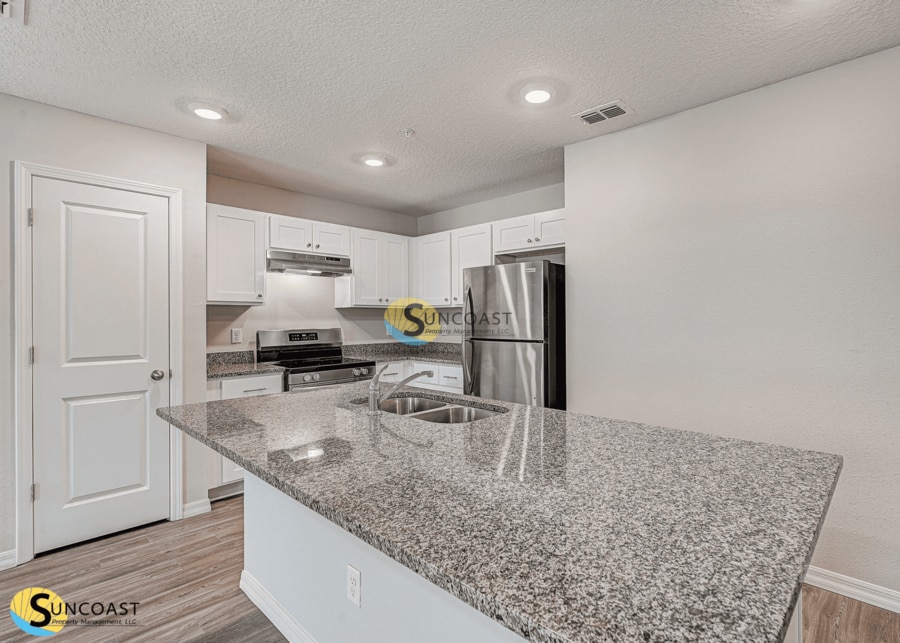 Building Photo - 9588 Hood Rd