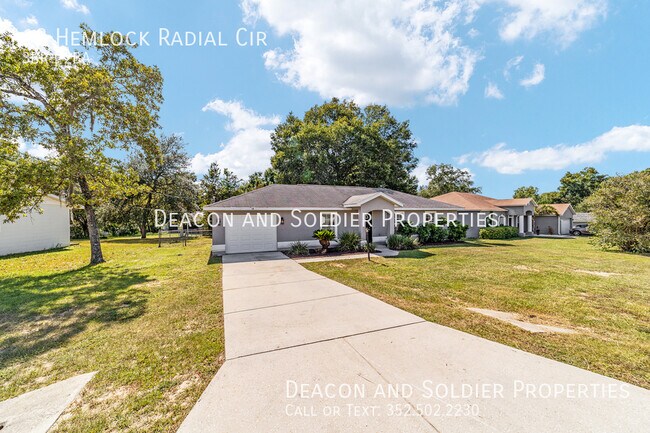 Building Photo - 18 Hemlock Radial Cir
