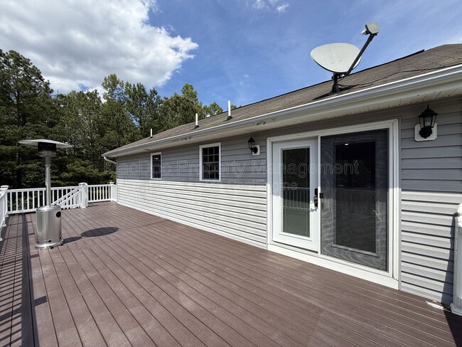 Building Photo - 17493 American Way