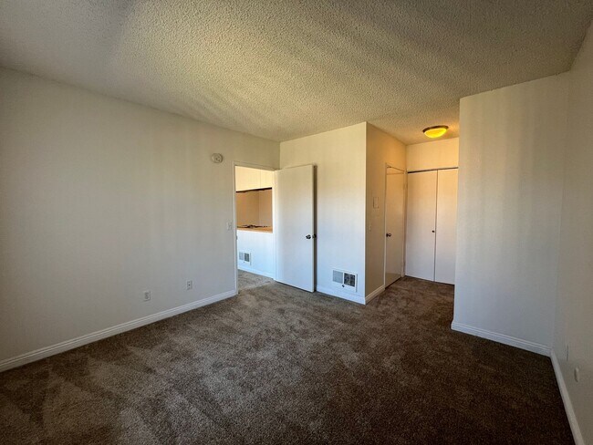 Building Photo - Second Month Free! Welcome Home to La Casa...