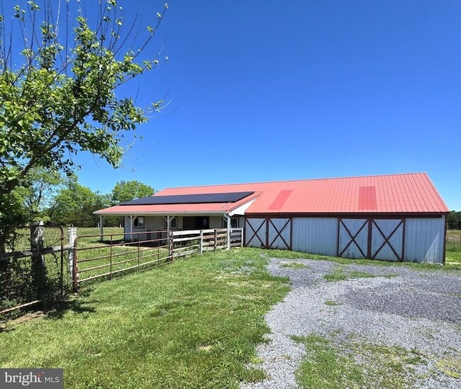 Building Photo - 8293 Leetown Rd