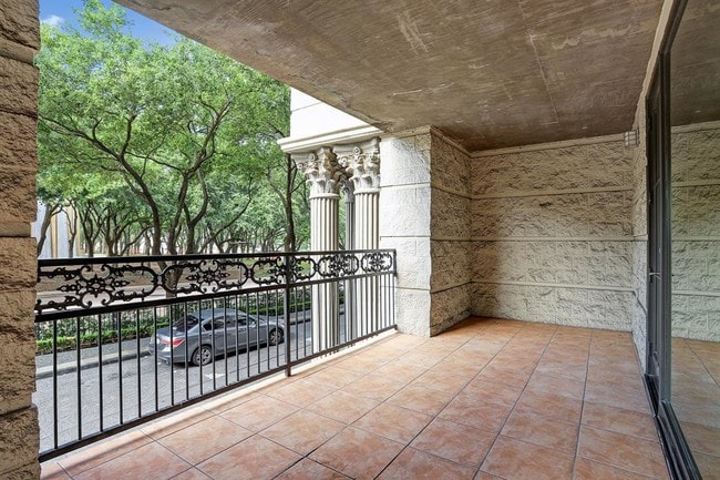 Building Photo - 3030 Post Oak Blvd