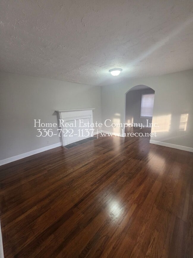 Building Photo - 1209 E. Third Street