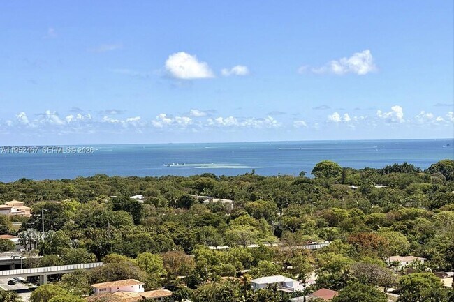 Building Photo - 2525 SW 3rd Ave