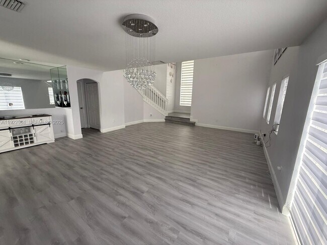 Building Photo - 9352 SW 155th Ave