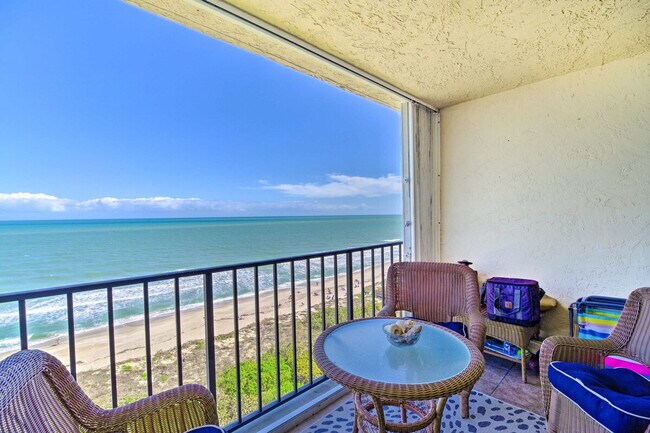 Building Photo - 4250 N Hwy A1A