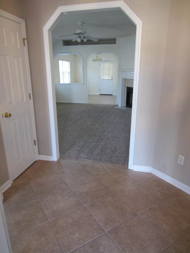 Building Photo - 3/2- Chadwyck Subdivision