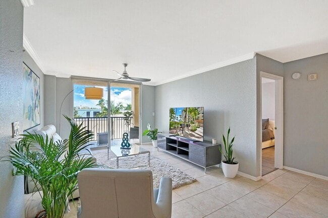 Building Photo - 1801 N Flagler Dr