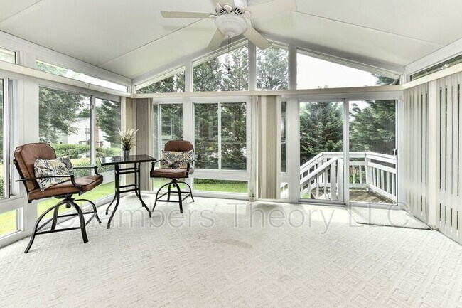 Building Photo - 7807 Suffolk Ct