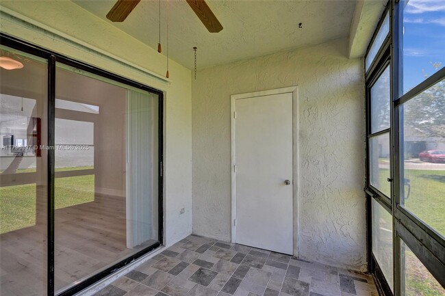 Building Photo - 155 Love Crescent