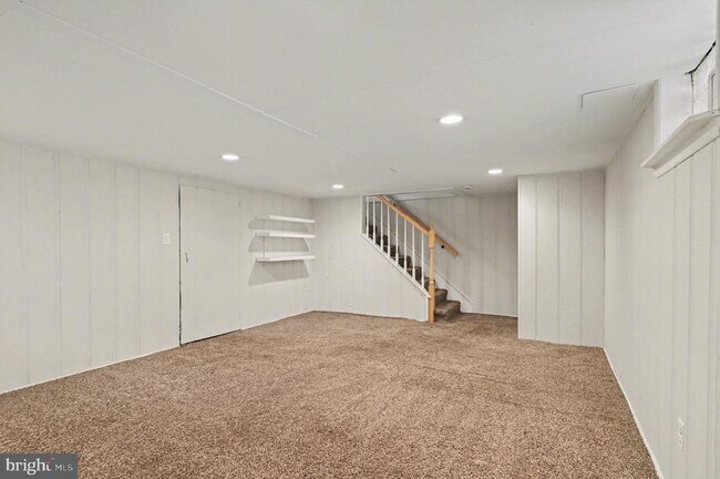 Building Photo - 1546 Putty Hill Ave