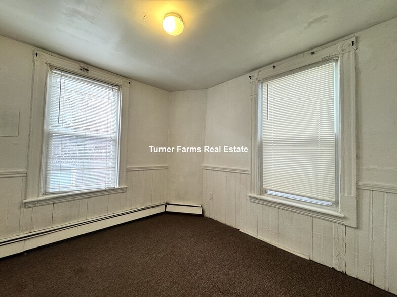 Building Photo - 8 Parker Hill Ave