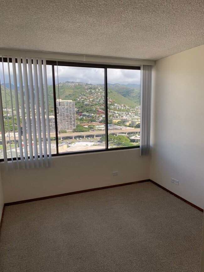 Building Photo - 4340 Pahoa Avenue #23A