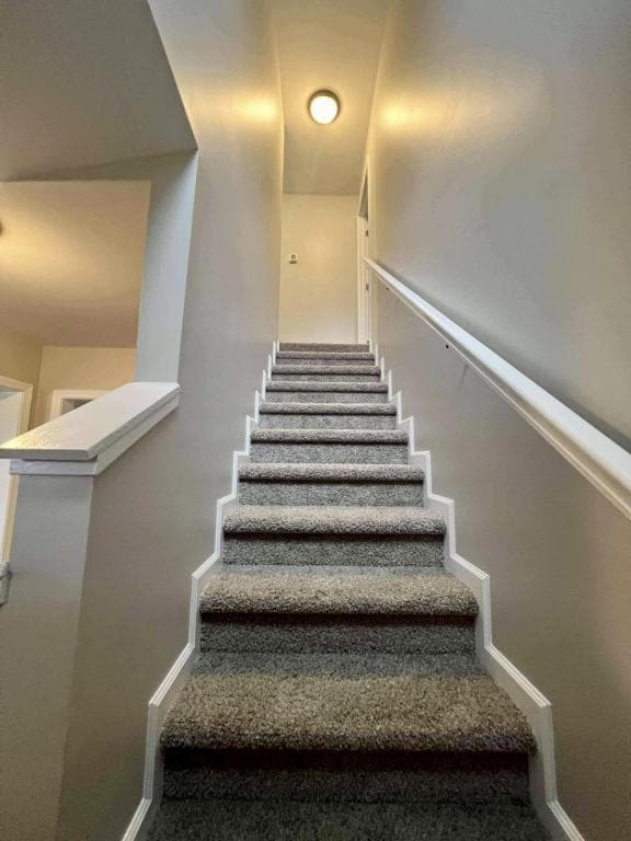 Building Photo - 5116 Goshawk Dr