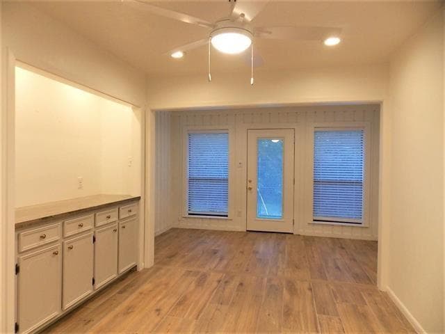 Building Photo - 5691 Calder Ave