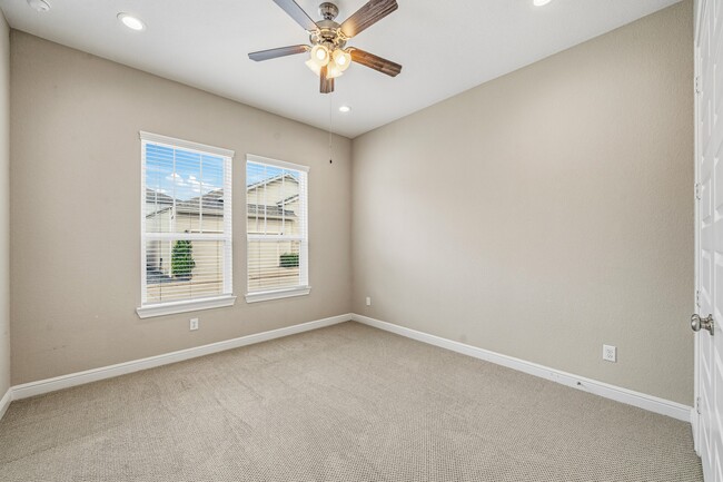 Building Photo - 9908 Prairie House Ln