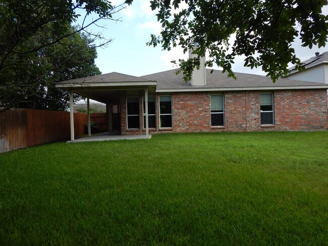 Building Photo - 2041 Rain Dance Loop
