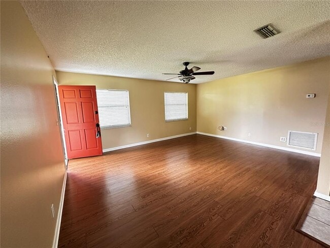 Building Photo - 3570 SE 135th Ln