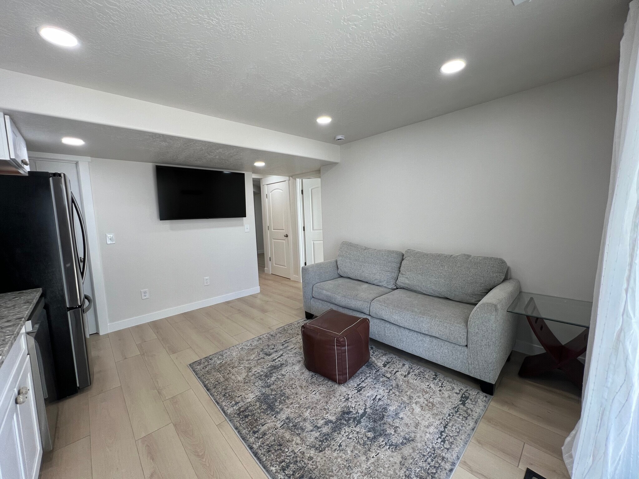 Building Photo - 1304 N Sage Dr