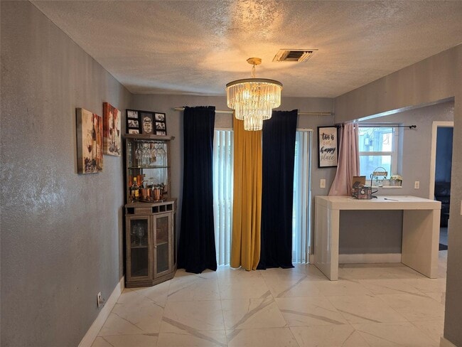 Building Photo - 1501 NW 62nd Terrace