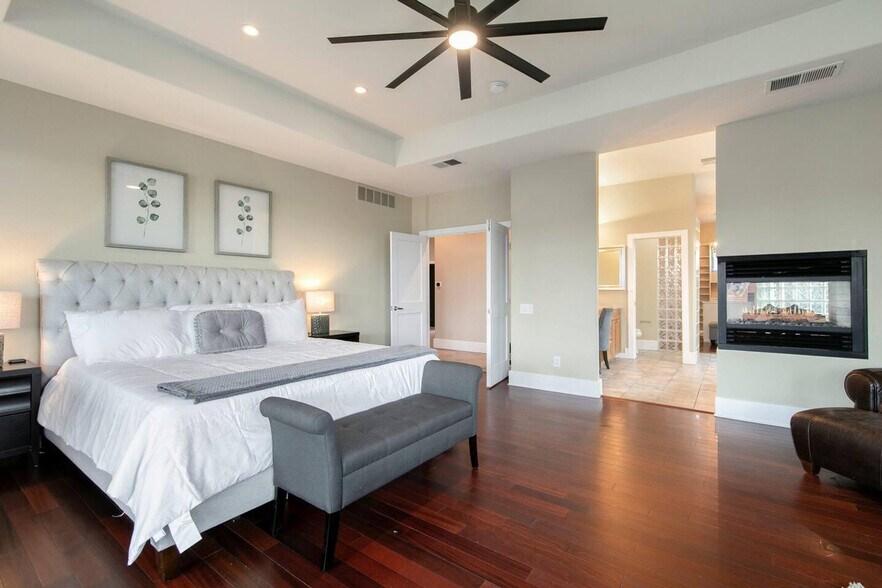 Building Photo - 1942 S Routt Ct