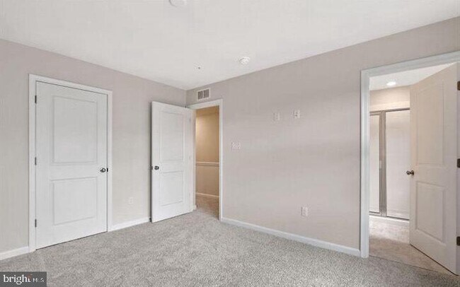 Building Photo - 7104 Delegate Pl