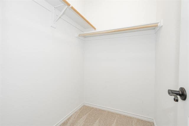 Building Photo - 920 Dogwood Ln