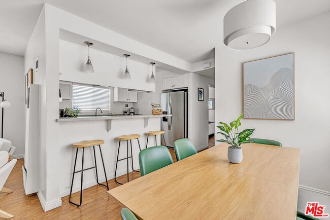 Building Photo - 15006 Burin Ave