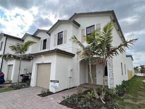 Building Photo - 23464 SW 129th Ave