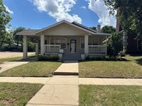 Building Photo - 1304 Dorothy Ln