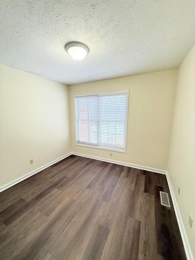 Building Photo - 1744 Kepley Rd